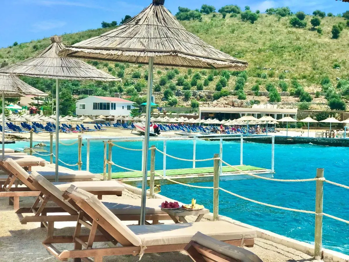 Luxury Villa Alisja Sarande With Private Beach 4*,