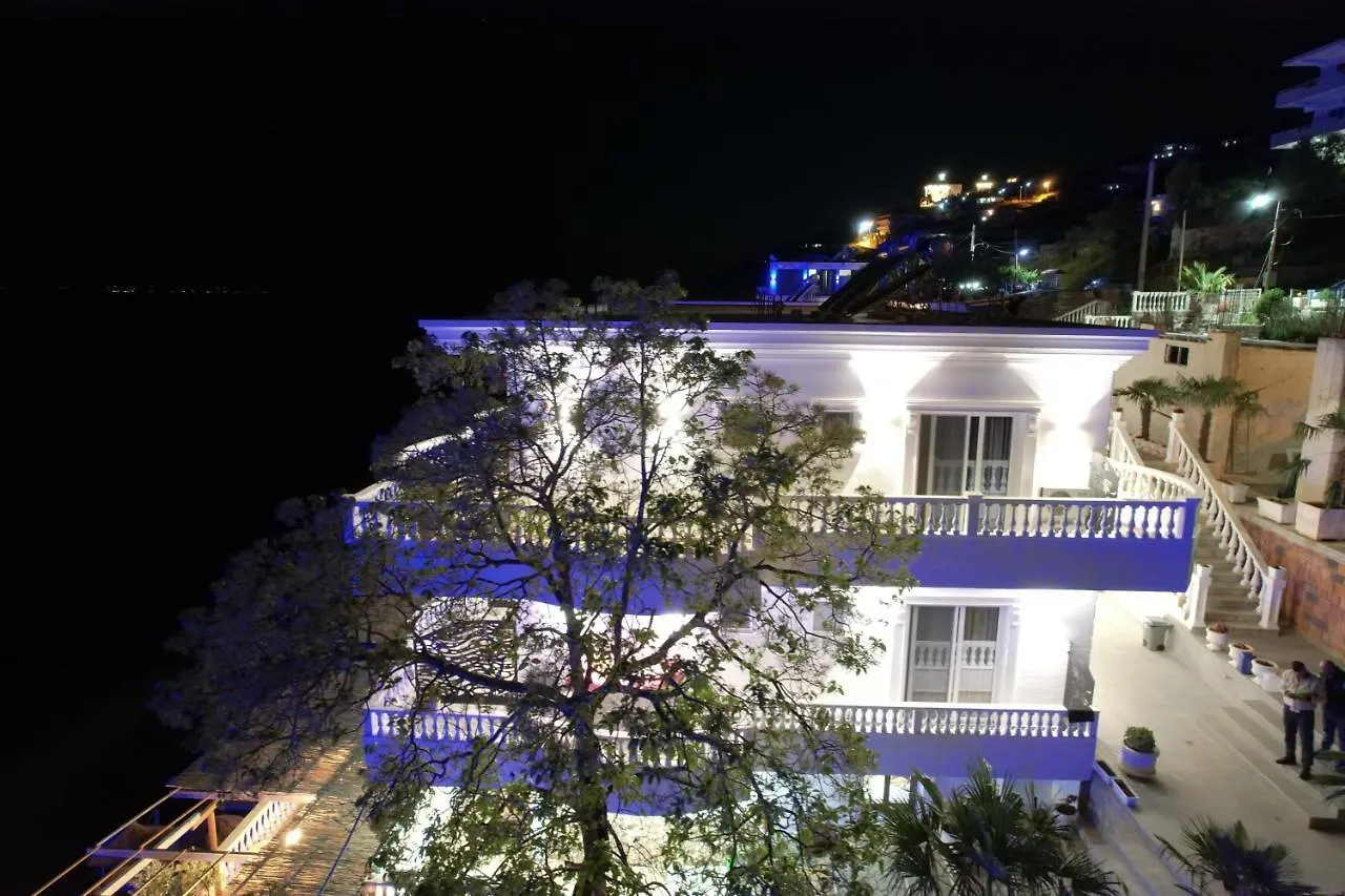 Luxury Villa Alisja Sarande With Private Beach Отель