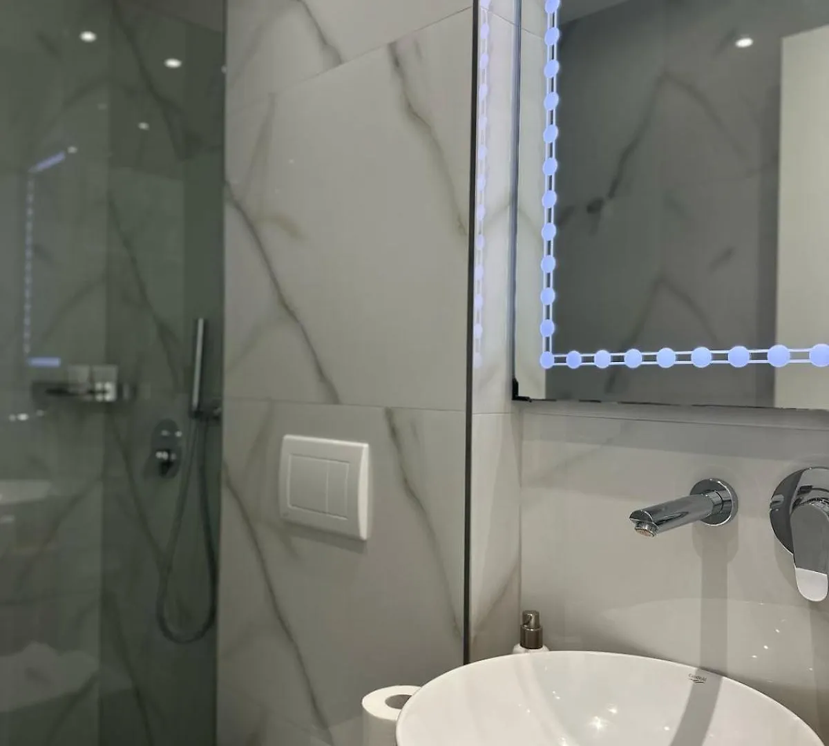 Отель Luxury Villa Alisja Sarande With Private Beach