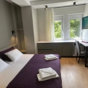 Soin , Tirana Albanië